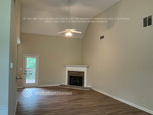 Foto del edificio - 1103 Mason Lee Ave SE