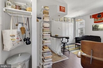 Building Photo - 1630 Rodman St