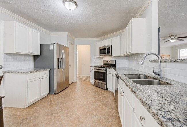 Foto del edificio - 11843 Sunny Stream Dr