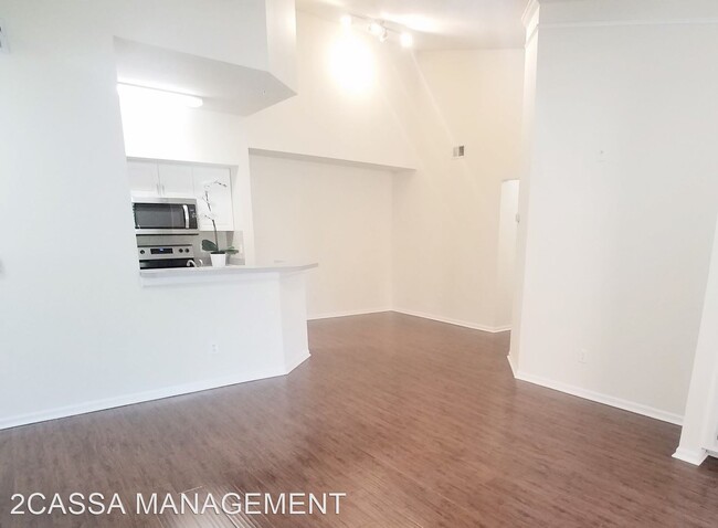 Building Photo - 2 br, 2 bath House - 2119 Lake Debra  Driv...
