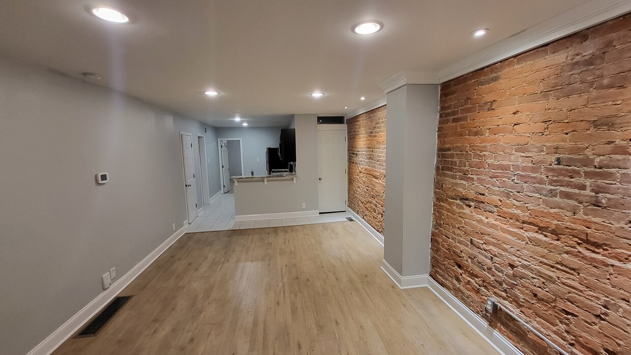 Sala de estar - 816 S 5th St