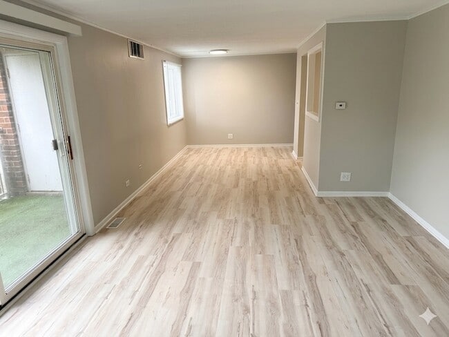 Building Photo - 1104 Mercury Dr