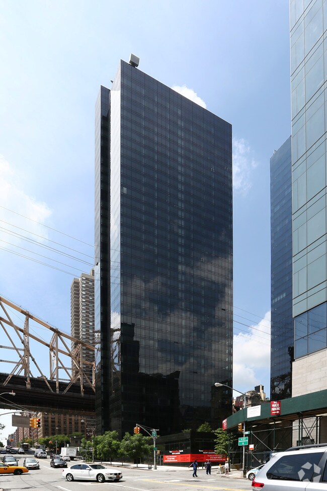 1113 YORK AVE Apartments New York, NY