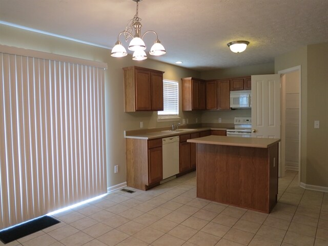 Foto del edificio - 1455 Stormhaven Way