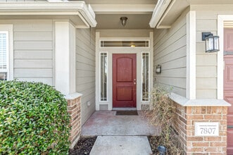 Building Photo - 7807 Fieldstone Dr