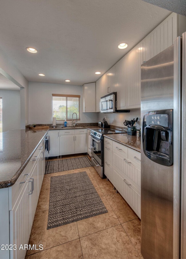 Foto del edificio - 6908 E Edgemont Ave