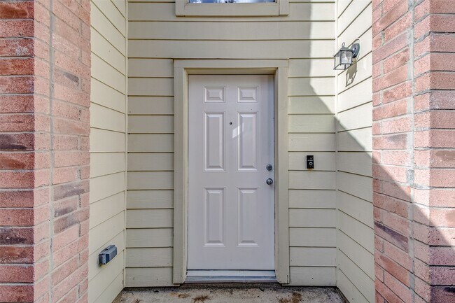 Foto del edificio - 1910 Adobe Falls Dr