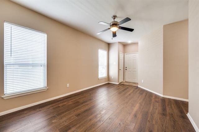 Foto del edificio - 1345 Portsmouth Dr