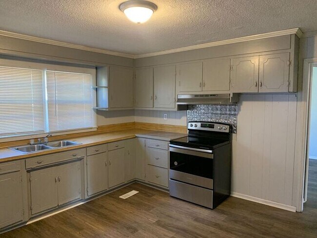 Building Photo - Charming 3 BR / 1 BA for rent in Cherryvil...