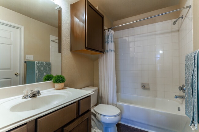 Bathroom - Bellfort Pines