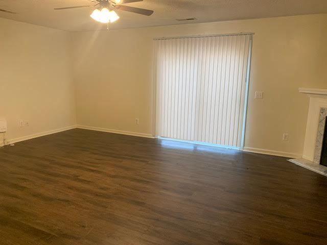 Foto del edificio - 4205 Williamsbrook Ln