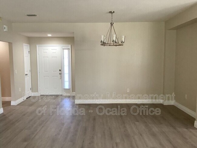 Foto del edificio - 5600 SW 44th Rd
