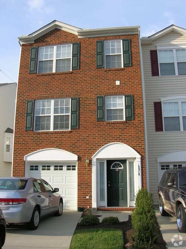 Building Photo - 13518 Ridgemoor Dr