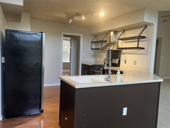 Foto del edificio - 174 Shady Hill Cir