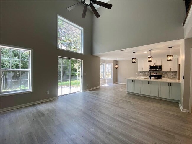 Building Photo - 510 Parkstone Ln