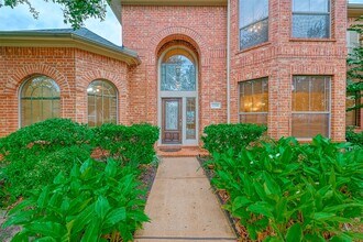 Building Photo - 22518 Silvermist Ln