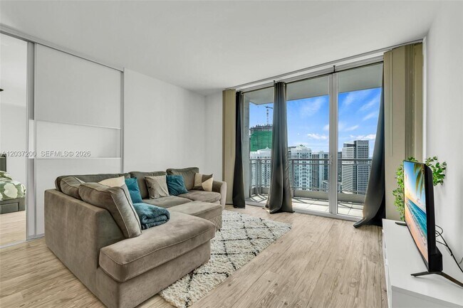 Foto del edificio - 90 SW 3rd St