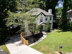 Building Photo - 1116 Havel Dr SW