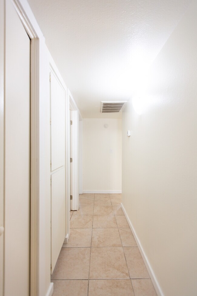 Foto del edificio - 4250 N 27th St