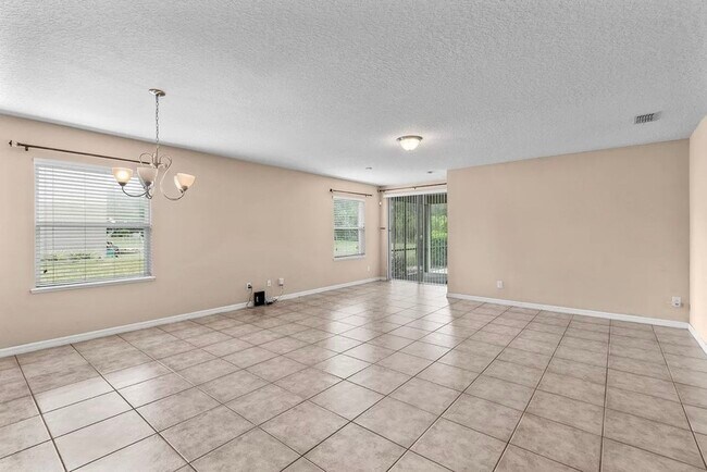 Building Photo - 7806 Tanbier Dr