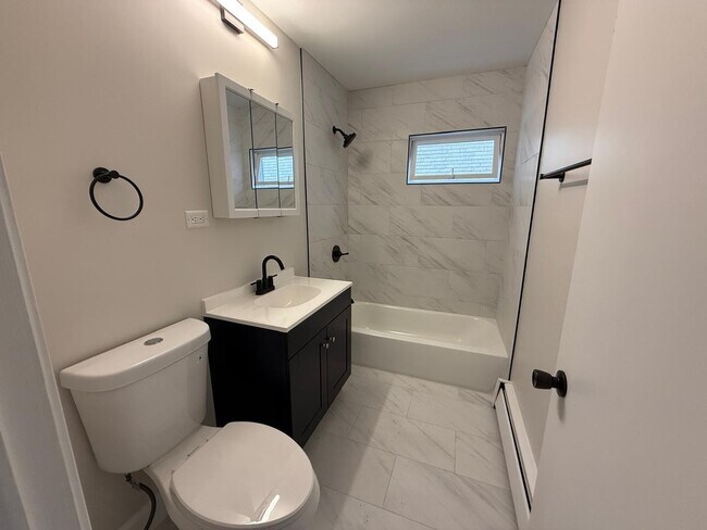 Foto del edificio - 2431 N 76th Ct