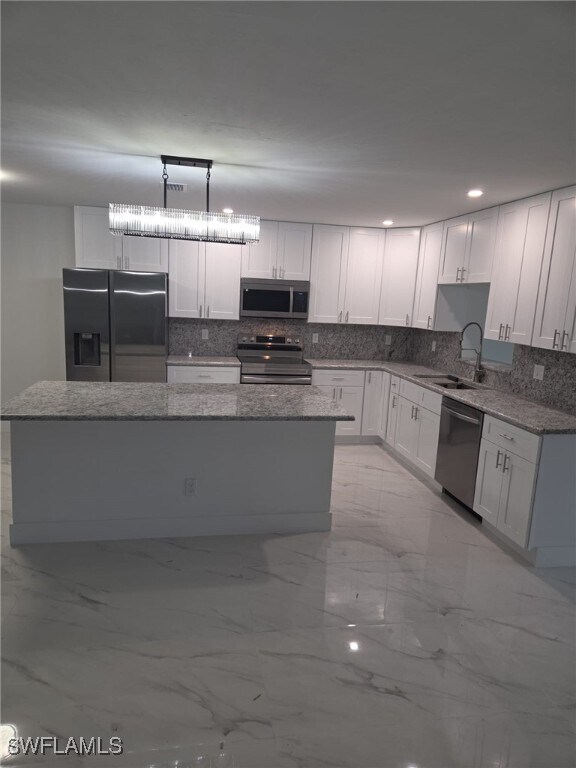 Foto del edificio - 2505 Lakeview Dr