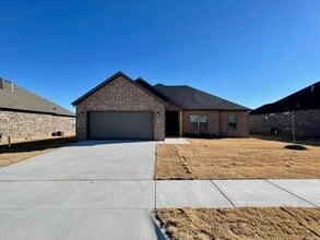 Building Photo - 1037 Parker Ln