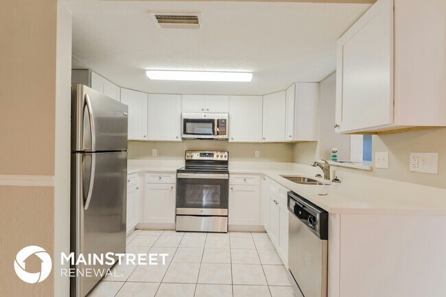 Foto del edificio - 2426 Pinehurst St