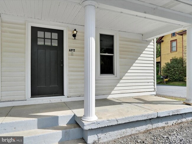 Building Photo - 2 Suedberg Rd