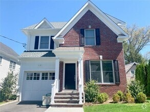 Building Photo - 117 Brown Rd