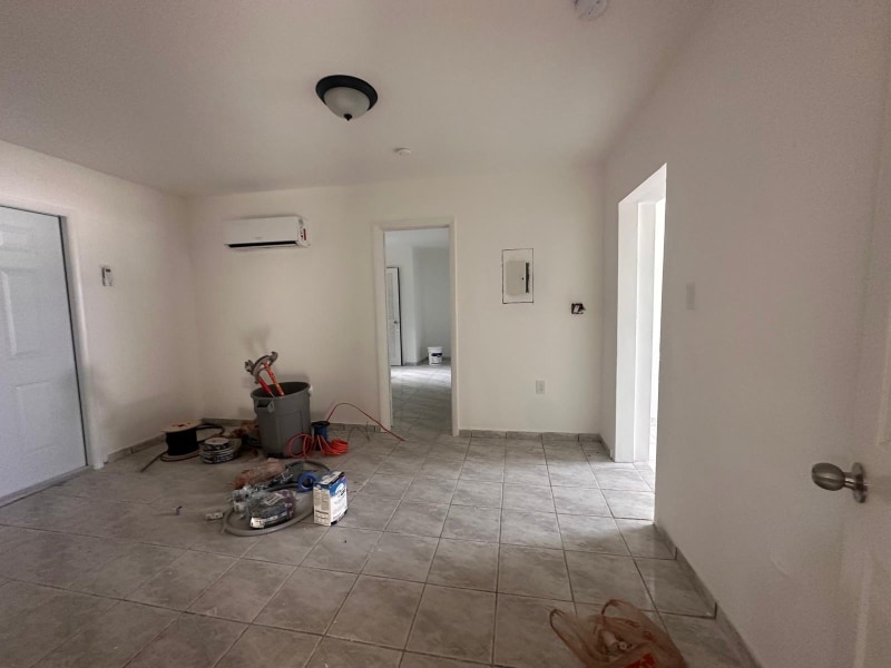 Foto del edificio - 3248 NW 102nd St