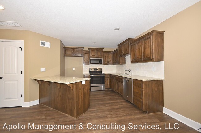 Building Photo - 3 br, 2.5 bath House - 128 Ryan Ct.