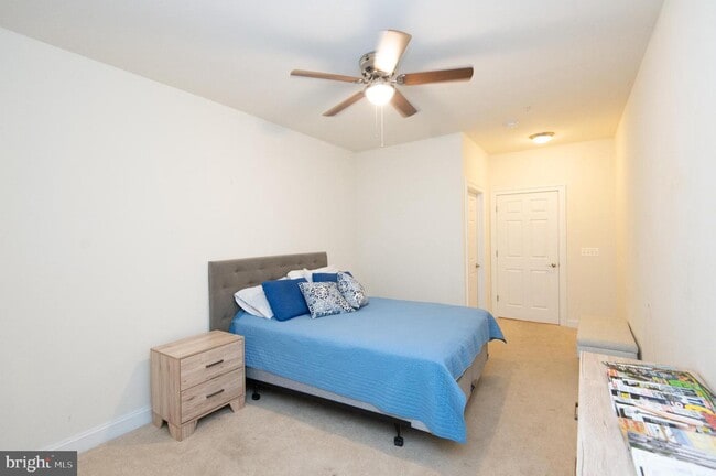 Building Photo - 2700 Willow Oak Dr