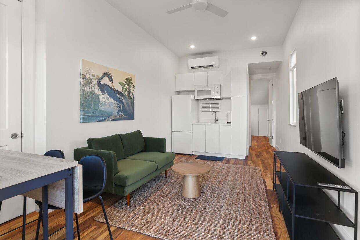 Foto principal - 501-503 Hendee St.