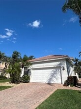 Building Photo - 240 Isle Verde Way