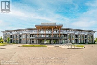 Building Photo - 99 Louisa St