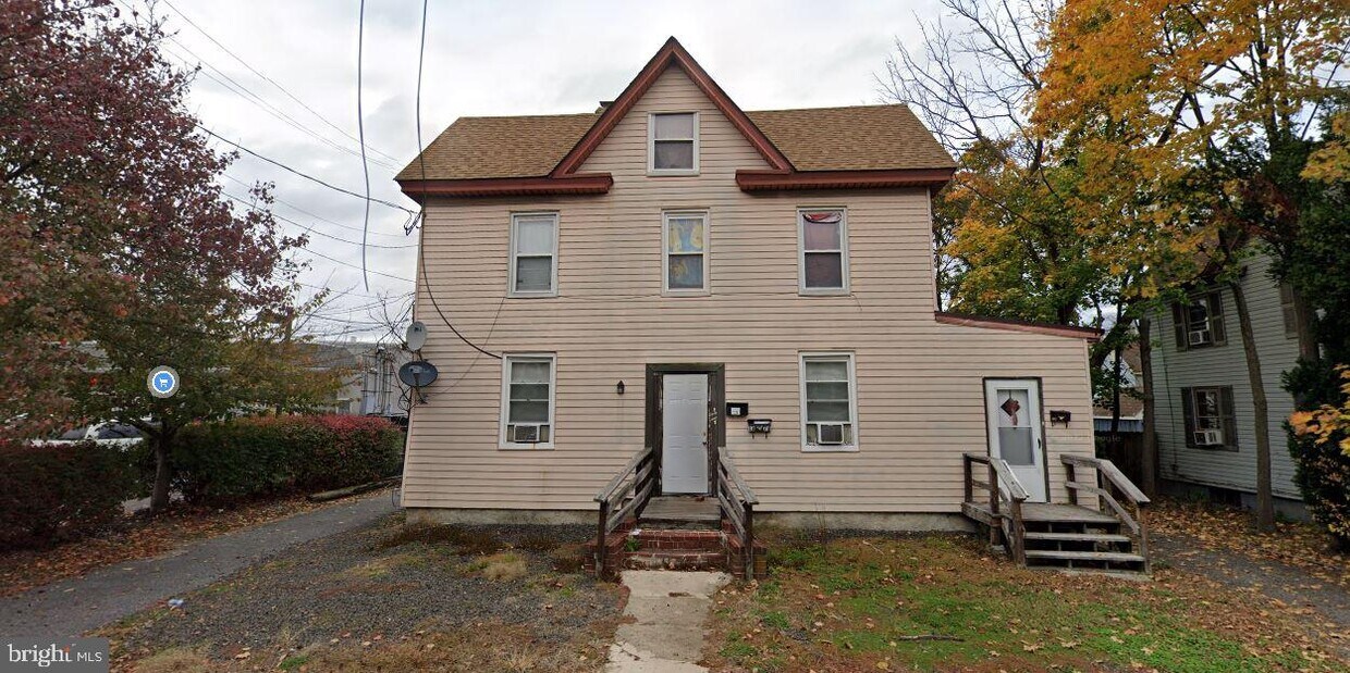 137 E High St, GLASSBORO, NJ 08028 House Rental in GLASSBORO, NJ