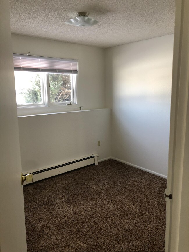 Building Photo - 509 S 19th Ave