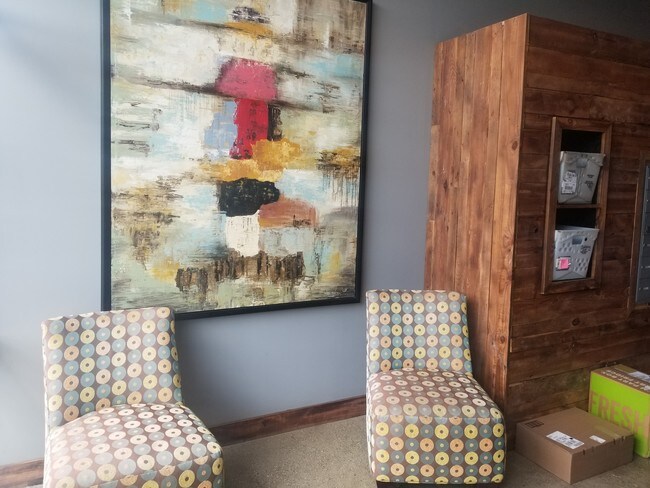 Building Photo - 55 W Canfield St