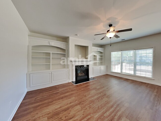 Building Photo - 106 Cavendish Drive