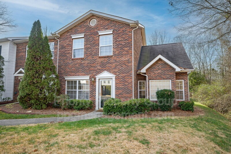 Foto principal - 2104 Sardony Ln