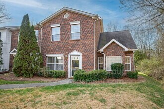 Building Photo - 2104 Sardony Ln