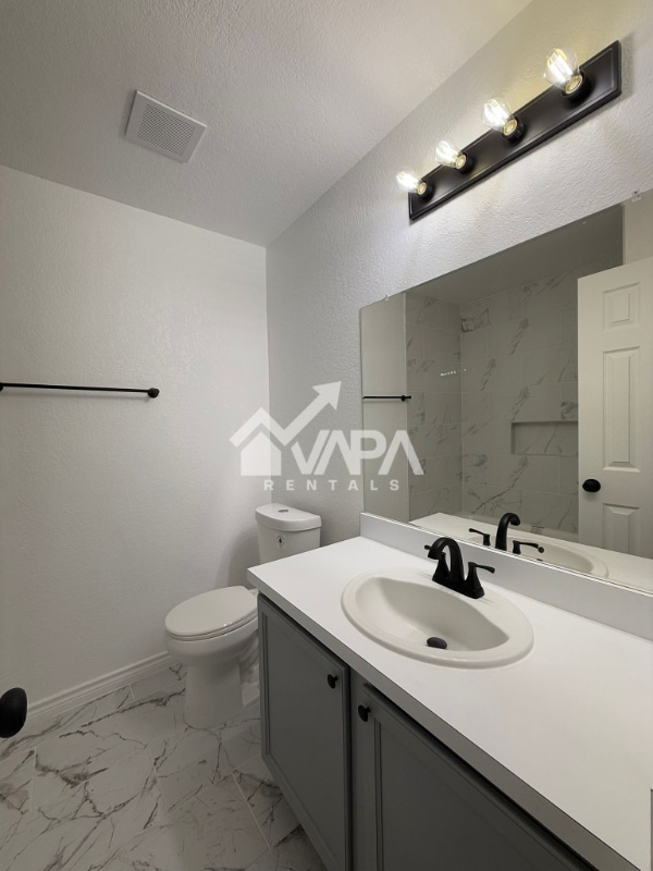 Building Photo - 9159 Everton