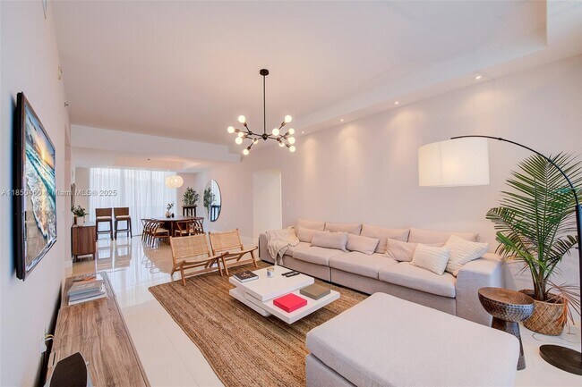 Foto del edificio - 15901 Collins Ave
