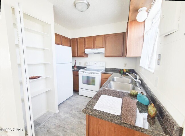 Foto del edificio - 2175 Frankford Ave