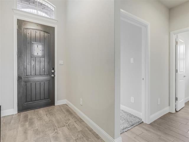 Foto del edificio - 2156 Knightsgate Rd