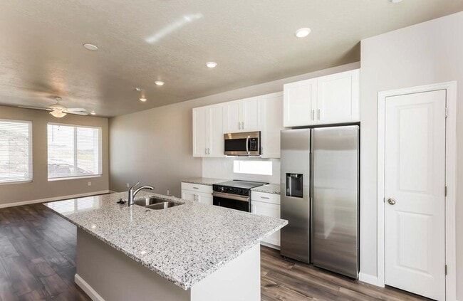 Building Photo - 375 Kanab Crk Dr