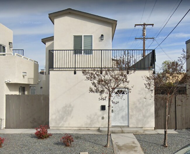 Foto del edificio - 5474 Dorothy Dr