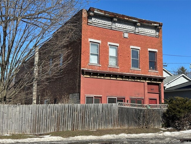 Building Photo - 165 Ulster Ave