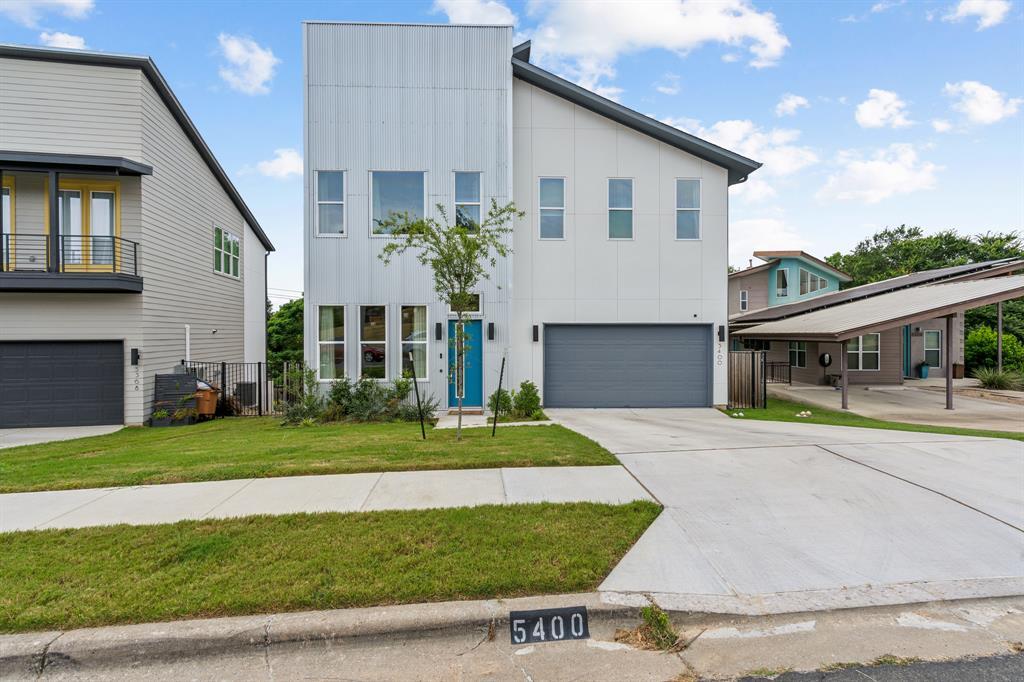 Foto principal - 5400 Agatha Cir